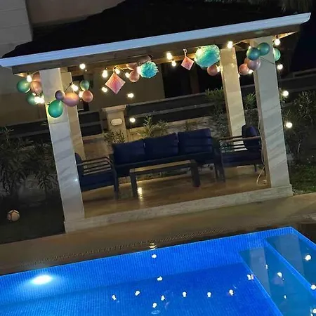 Babadag- Zwembad/jacuzzi/speeltoestellen Otel Fethiye