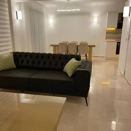 Babadag- Zwembad/jacuzzi/speeltoestellen Hotel 4*