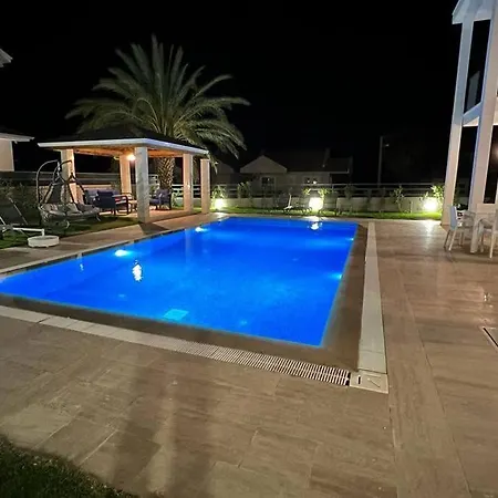Babadag- Zwembad/jacuzzi/speeltoestellen 4* Fethiye